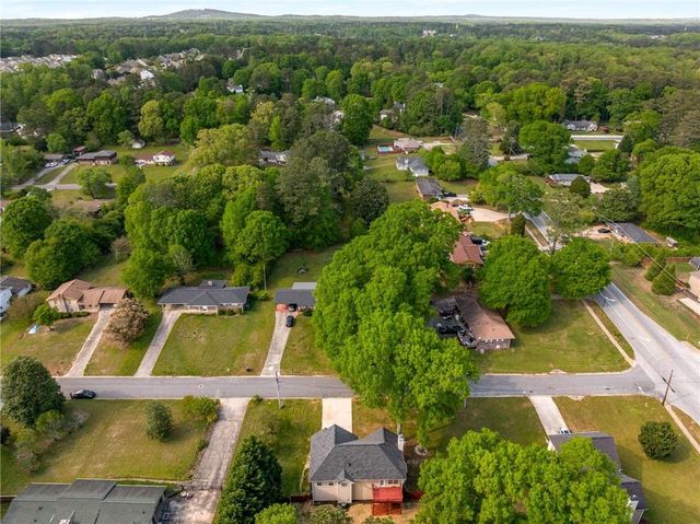 4213 Steading Road, Powder Springs, GA 30127