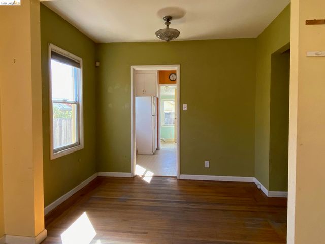 2814 Roosevelt Ave, Richmond, CA 94804