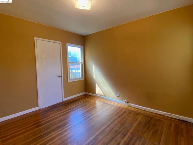 2814 Roosevelt Ave, Richmond, CA 94804
