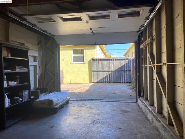 2814 Roosevelt Ave, Richmond, CA 94804