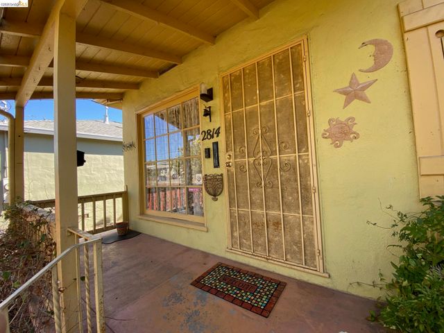 2814 Roosevelt Ave, Richmond, CA 94804