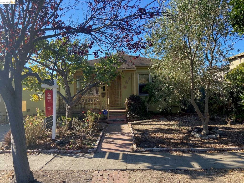 2814 Roosevelt Ave, Richmond, CA 94804