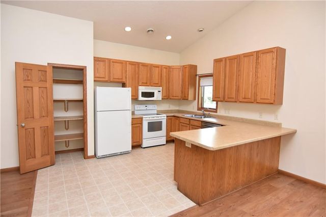 101 Baileyville Court, Knapp, WI 54749