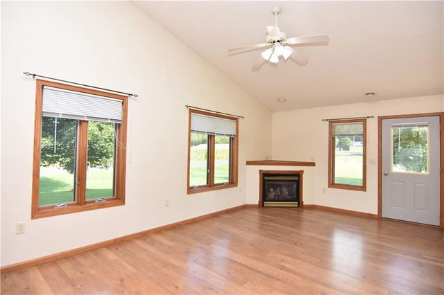 101 Baileyville Court, Knapp, WI 54749