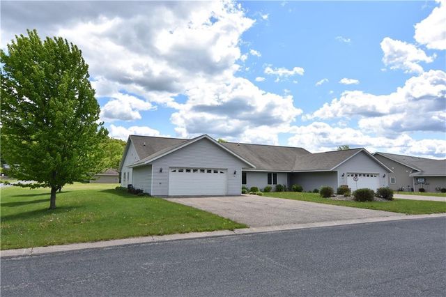 101 Baileyville Court, Knapp, WI 54749