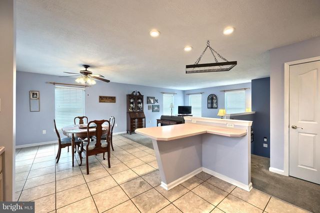 15 SEDGWICK DR, East Berlin, PA 17316