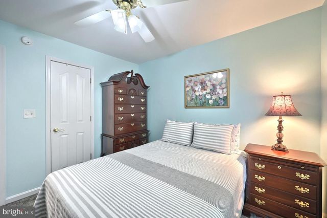 15 SEDGWICK DR, East Berlin, PA 17316