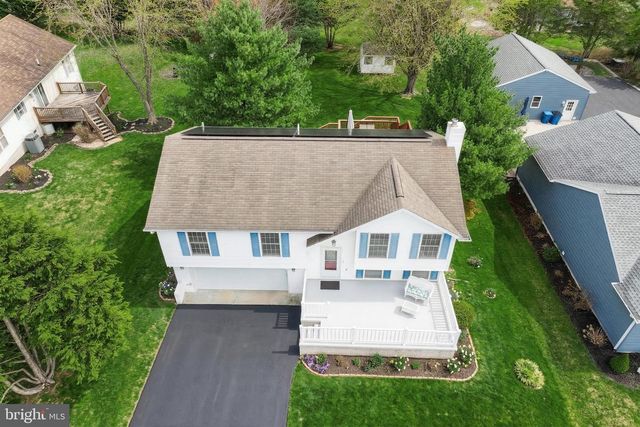 15 SEDGWICK DR, East Berlin, PA 17316