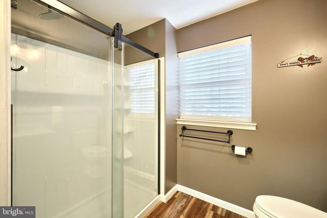 15 SEDGWICK DR, East Berlin, PA 17316