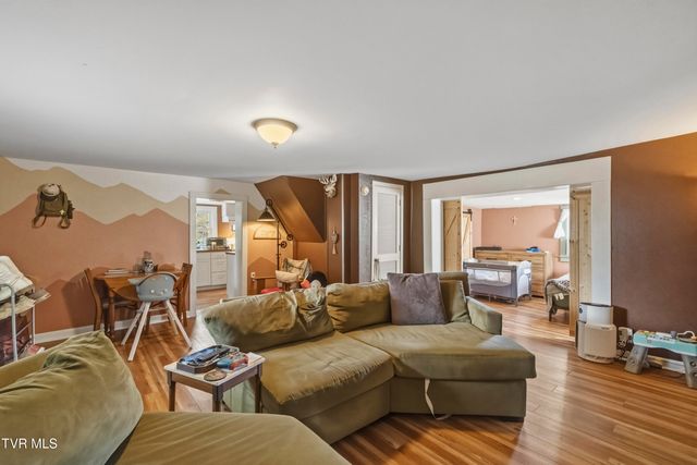 145 Stanley Valley Road, Rogersville, TN 37857