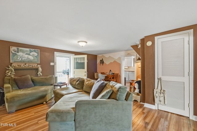 145 Stanley Valley Road, Rogersville, TN 37857