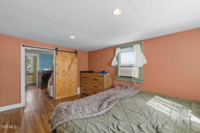 145 Stanley Valley Road, Rogersville, TN 37857