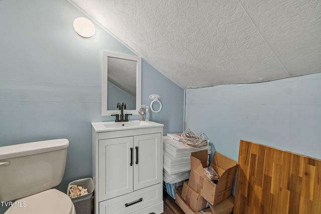 145 Stanley Valley Road, Rogersville, TN 37857
