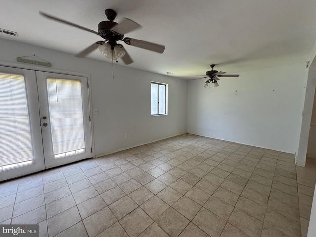 1512 WINTERBERRY DR, Arnold, MD 21012