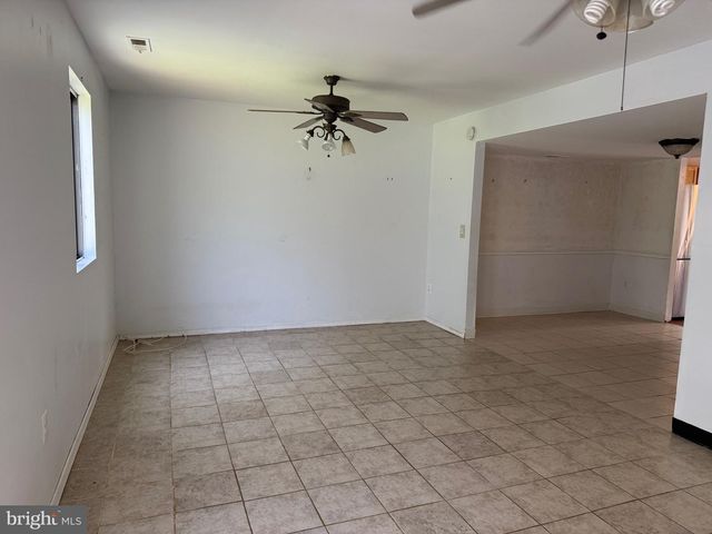 1512 WINTERBERRY DR, Arnold, MD 21012