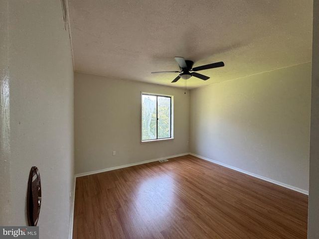 1512 WINTERBERRY DR, Arnold, MD 21012