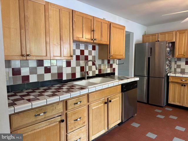 1512 WINTERBERRY DR, Arnold, MD 21012