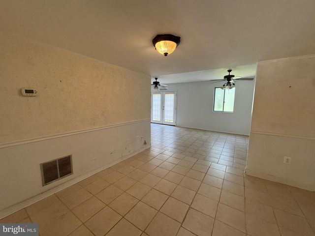 1512 WINTERBERRY DR, Arnold, MD 21012