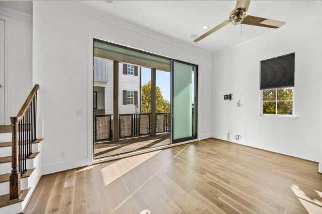 2234 Lou Ellen Lane D, Houston, TX 77018