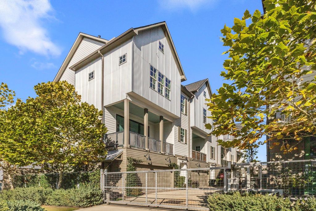 2234 Lou Ellen Lane D, Houston, TX 77018