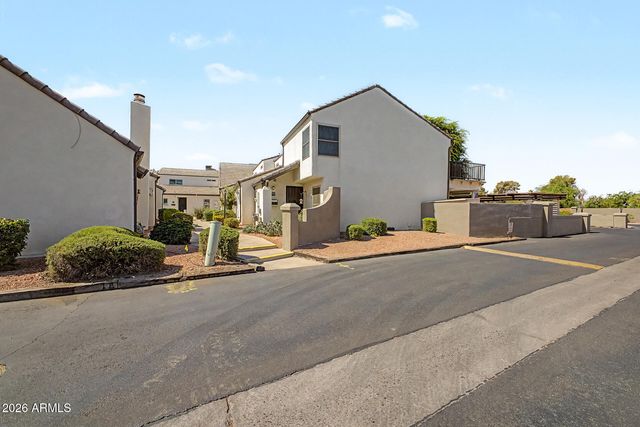 1127 E BELMONT Avenue, Phoenix, AZ 85020