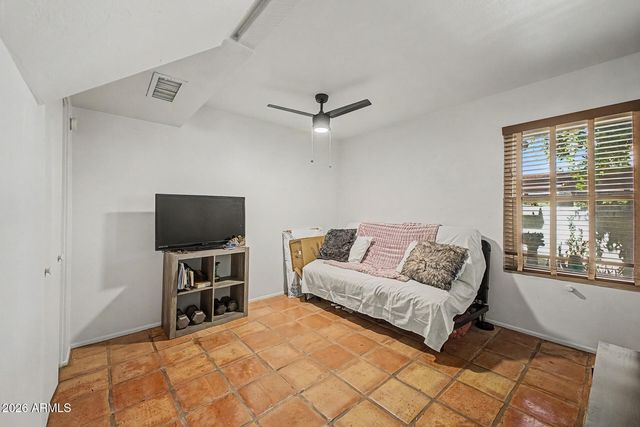 1127 E BELMONT Avenue, Phoenix, AZ 85020