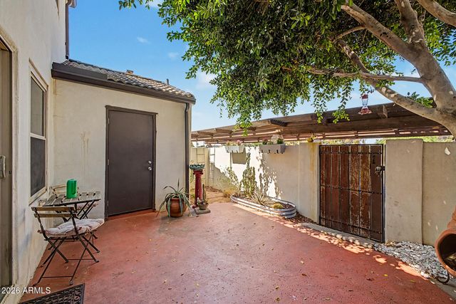 1127 E BELMONT Avenue, Phoenix, AZ 85020