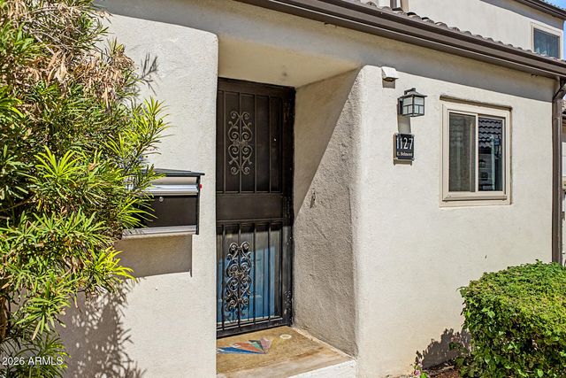 1127 E BELMONT Avenue, Phoenix, AZ 85020