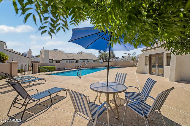 1127 E BELMONT Avenue, Phoenix, AZ 85020