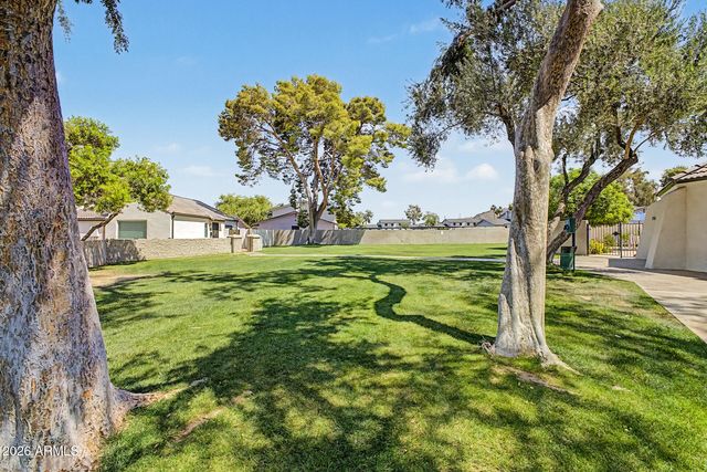 1127 E BELMONT Avenue, Phoenix, AZ 85020
