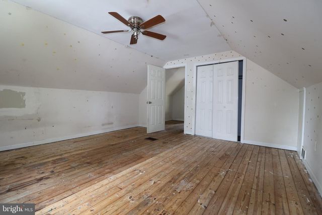 310 E CHURCH ST, Blackwood, NJ 08012
