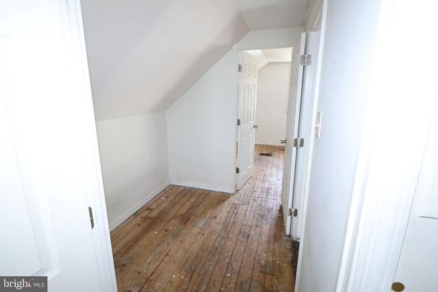 310 E CHURCH ST, Blackwood, NJ 08012