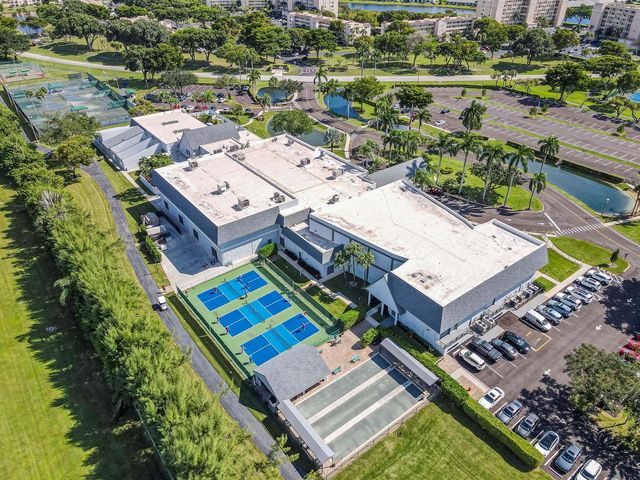 6865 Huntington Lane 105, Delray Beach, FL 33446