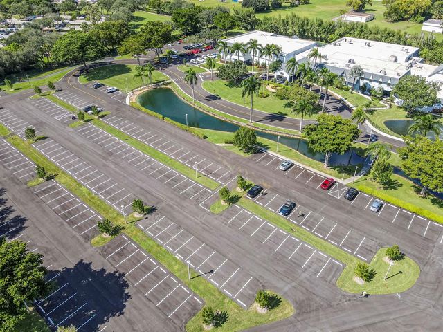 6865 Huntington Lane 105, Delray Beach, FL 33446