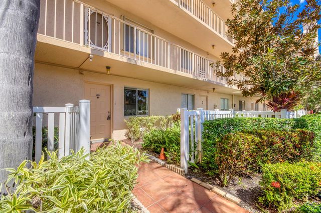 6865 Huntington Lane 105, Delray Beach, FL 33446