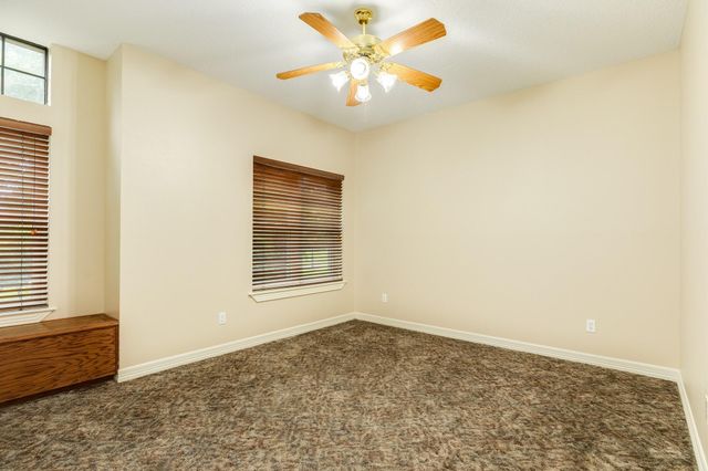 55 Mandevilla Court, Lake Jackson, TX 77566