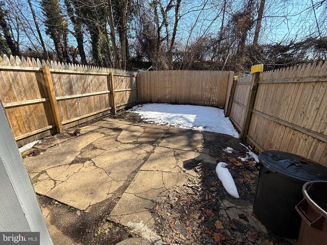 542 KEYSTONE AVE, Darby, PA 19023