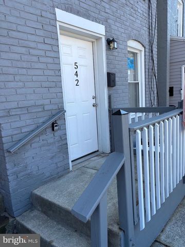 542 KEYSTONE AVE, Darby, PA 19023