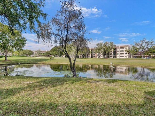 2704 NW 104th Avenue 308, Sunrise, FL 33322