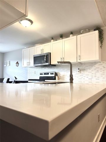 2704 NW 104th Avenue 308, Sunrise, FL 33322