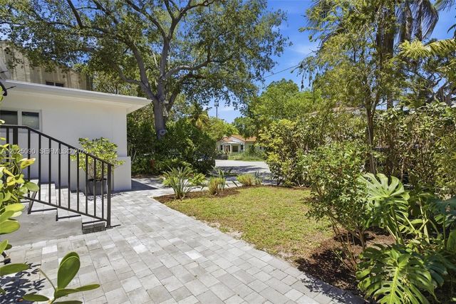 434 NE 77th St, Miami, FL 33138