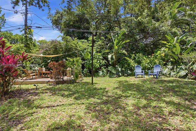 434 NE 77th St, Miami, FL 33138