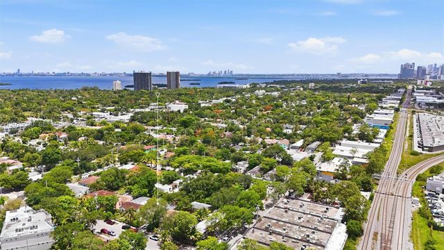 434 NE 77th St, Miami, FL 33138