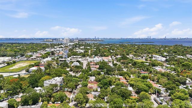 434 NE 77th St, Miami, FL 33138