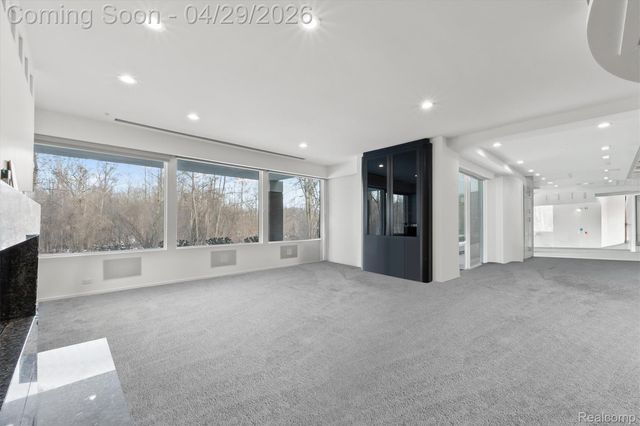 1208 HIDDEN LAKE Drive, Bloomfield Charter Township, MI 48302