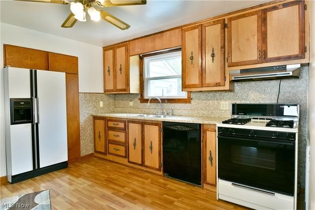 4625 Middle Drive, Youngstown, OH 44505