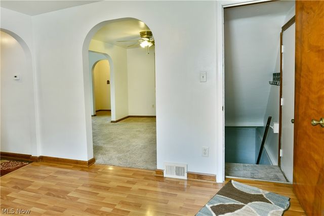 4625 Middle Drive, Youngstown, OH 44505