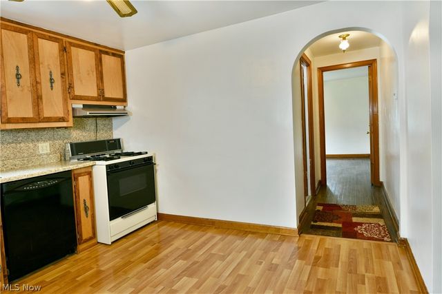 4625 Middle Drive, Youngstown, OH 44505