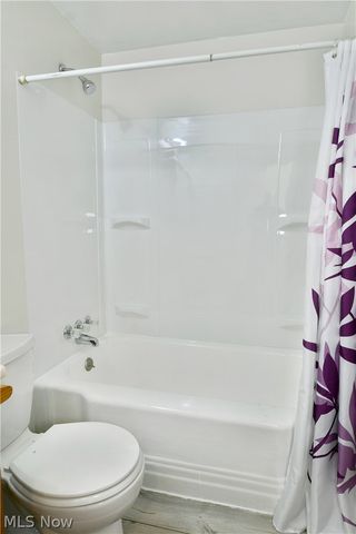 4625 Middle Drive, Youngstown, OH 44505