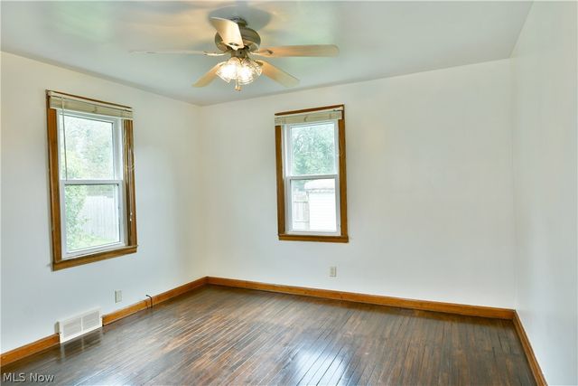 4625 Middle Drive, Youngstown, OH 44505